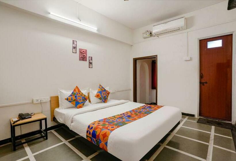 غرفة ديلوكس, Fabhotel Saubhagya Inn