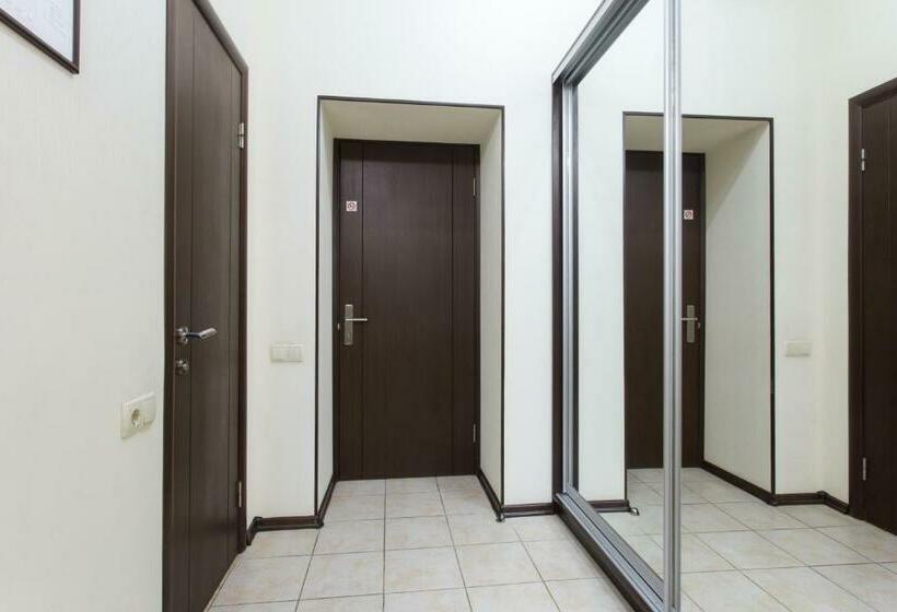 اتاق سوپریور, Voyage