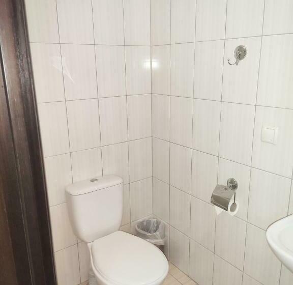 استودیوی استاندارد, Voyage