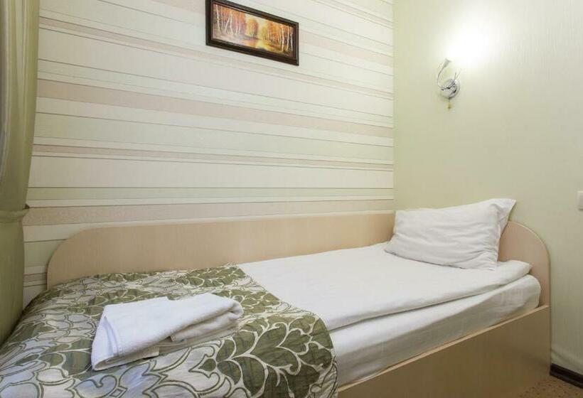 اتاق اکونومی یک تخته, Voyage