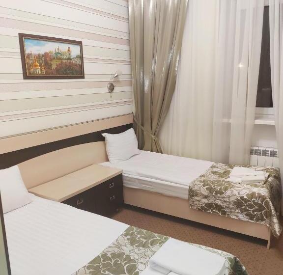 استودیوی استاندارد, Voyage