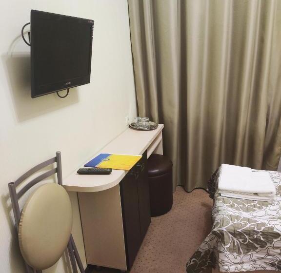 استودیوی استاندارد, Voyage