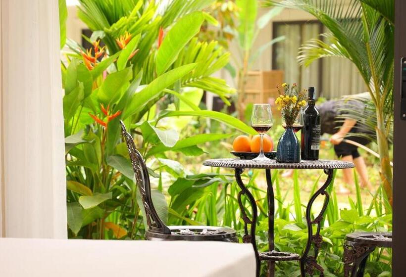 اتاق استاندارد سه تخته با چشم‌انداز باغ, Lalita Tam Coc Resort & Spa