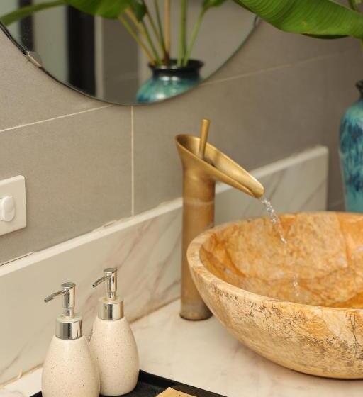 سوئیت جونیور با چشمانداز کوهستان, Lalita Tam Coc Resort & Spa