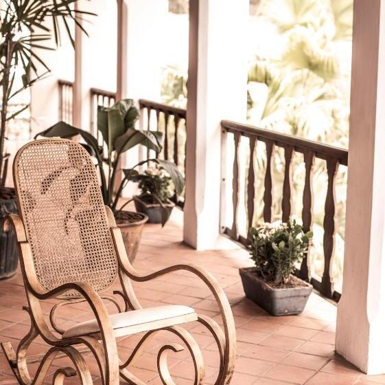 Suite with lake view, Casa Del Val  Villa Maria