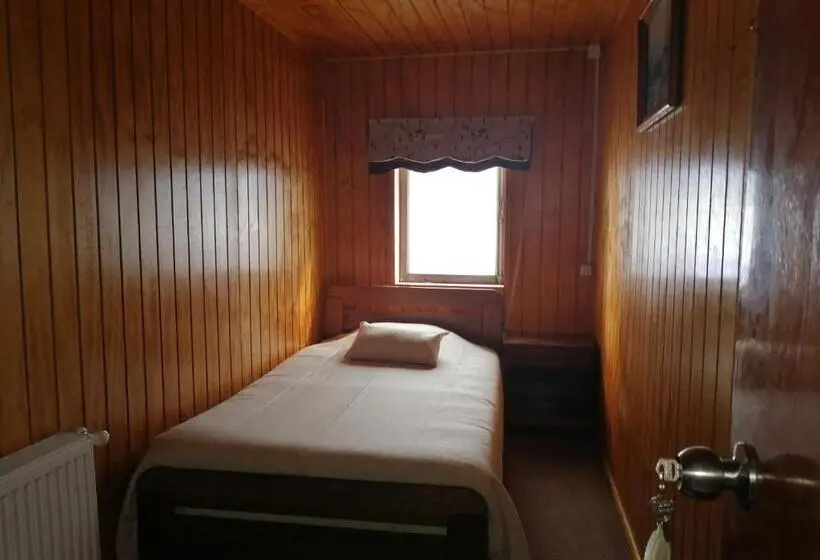 バスルーム共有のシングルスタンダード, Hostal Copiapó Puerto Montt