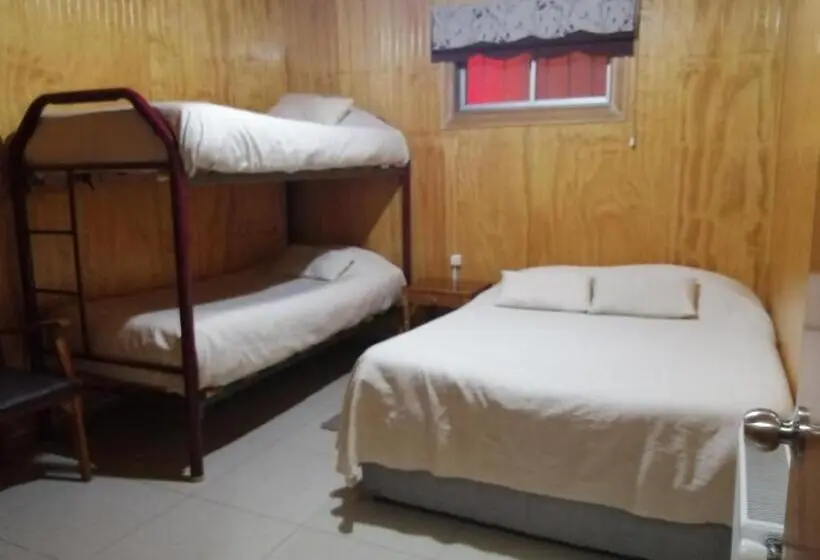 浴室共有スタンダード４人用ルーム, Hostal Copiapó Puerto Montt
