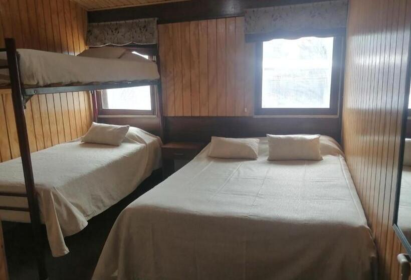 غرفة قياسية رباعية, Hostal Copiapó Puerto Montt