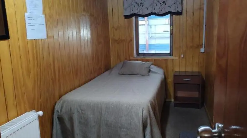 バスルーム共有のシングルスタンダード, Hostal Copiapó Puerto Montt