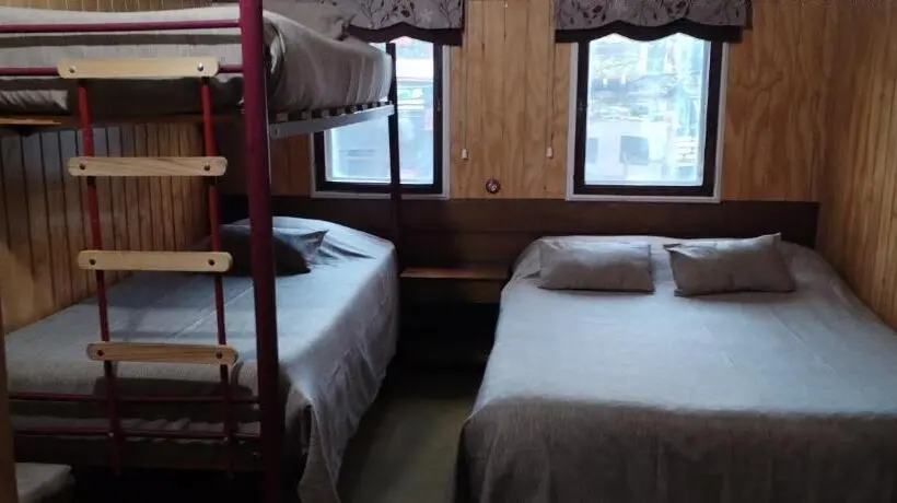 スタンダード４人部屋, Hostal Copiapó Puerto Montt