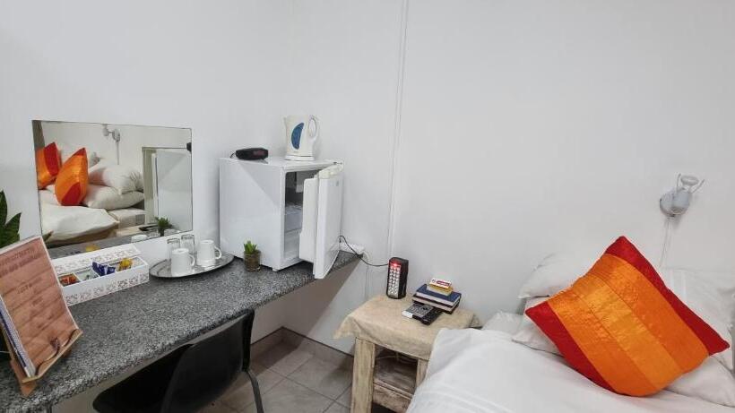 חדר סטנדרט, Fouriestreet 199 Bed And Breakfast