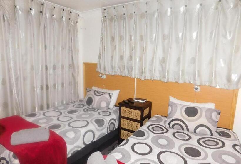 חדר סטנדרט חדר אמבטיה משותף, Fouriestreet 199 Bed And Breakfast