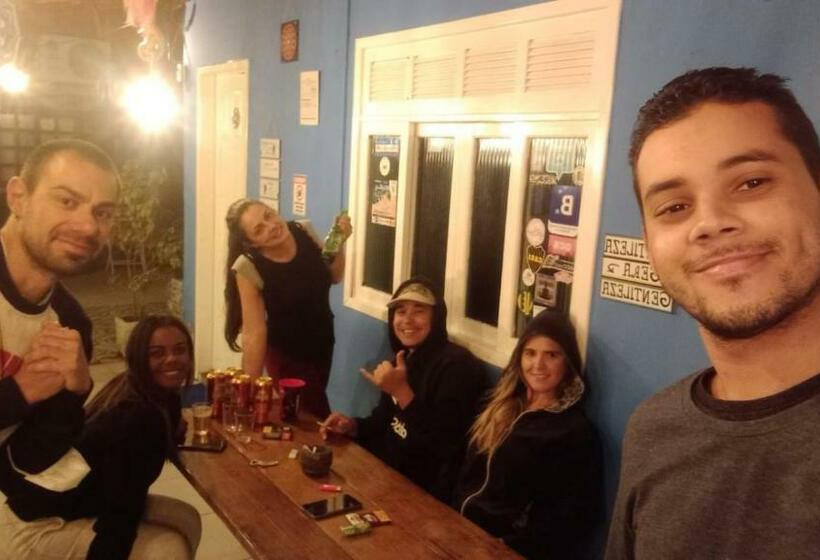 سوییت خانوادگی, Hostel Blue Lagoon