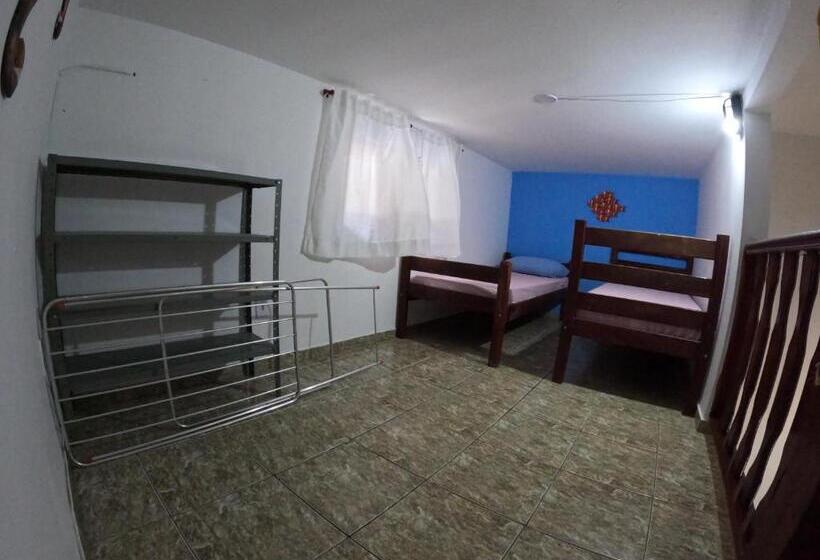 سوییت خانوادگی, Hostel Blue Lagoon