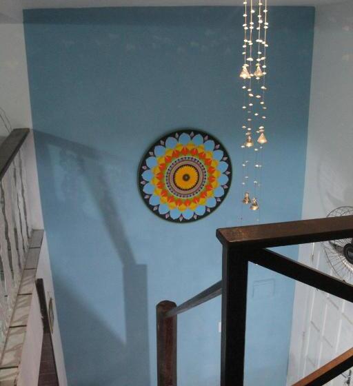 سوییت دوبلکس, Hostel Blue Lagoon