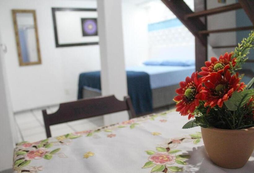 سوییت دوبلکس, Hostel Blue Lagoon