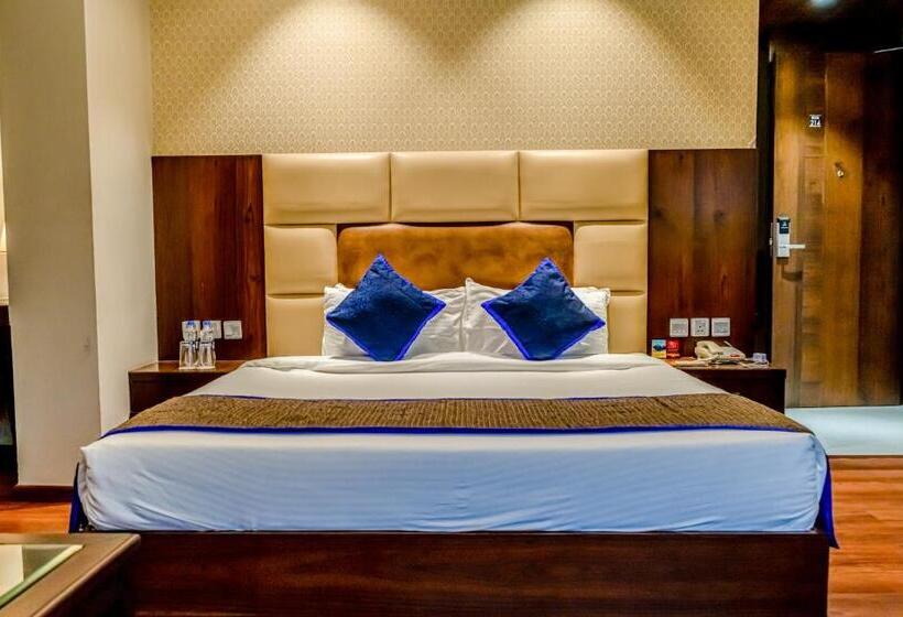 디럭스 룸, Justa Palampur Resort & Convention Centre