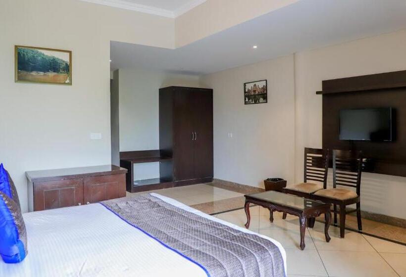 Номер Superior, Justa Palampur Resort & Convention Centre