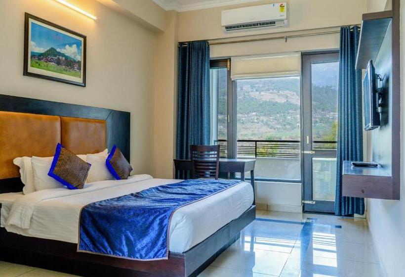 Номер Superior, Justa Palampur Resort & Convention Centre
