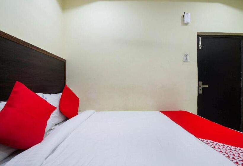 ベーシックルーム, Durga Bhavani Residency