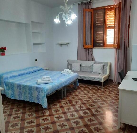 Standard room with outdoor bath, Appartamento Via Filippini