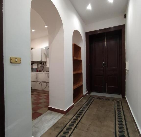 آپارتمان 2 خوابه, Appartamento Via Filippini