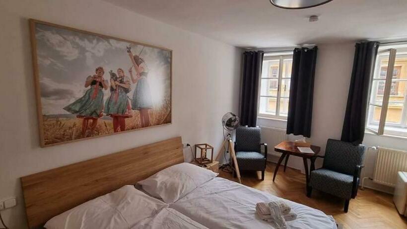 Номер Стандарт, Konšelský šenk Domažlice