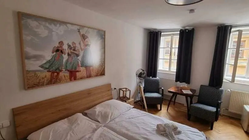 スタンダードルーム, Konšelský šenk Domažlice