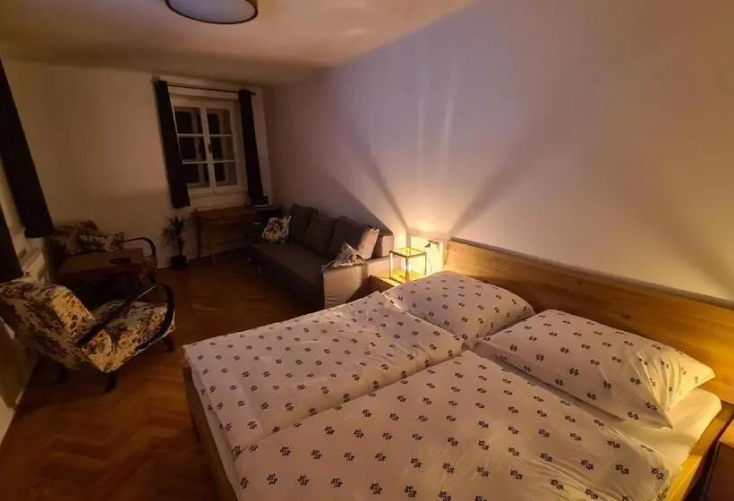 スタンダード４人部屋, Konšelský šenk Domažlice