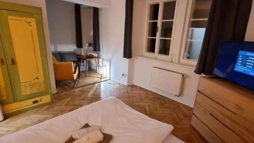 スタンダード４人部屋, Konšelský šenk Domažlice