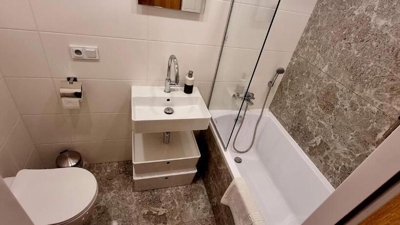 Трехместный Номер Стандарт Вид на Сад, Konšelský šenk Domažlice