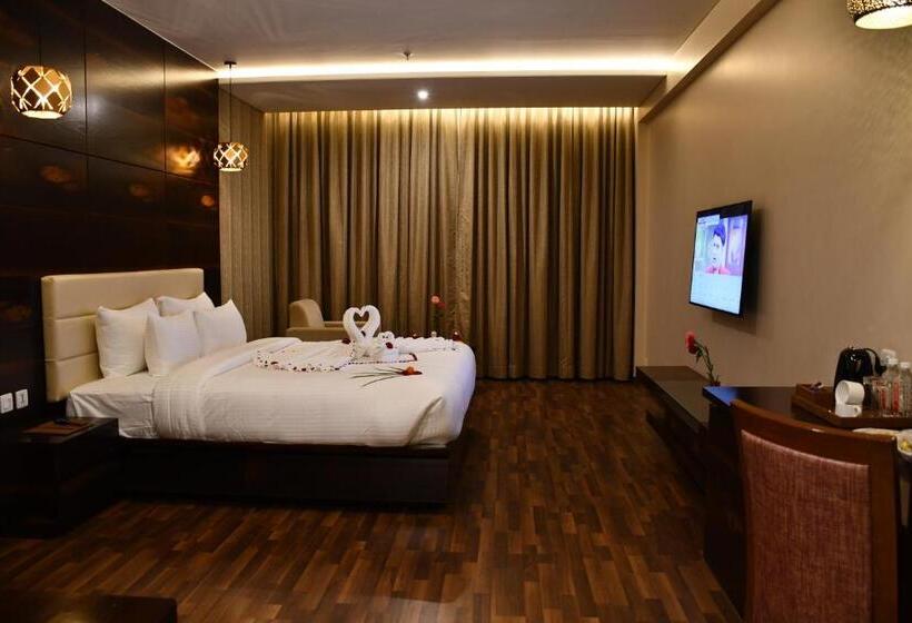 小型套房, Pristine Hotel, Varanasi