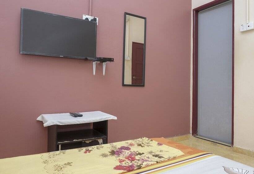 Номер Стандарт, Spot On 90144 Corridor Hotel 1