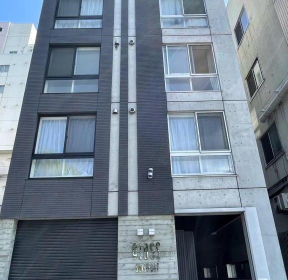 חדר סטנדרט, Glass Shiseikan