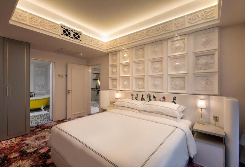 اتاق استاندارد, Arte By Thomas Chan