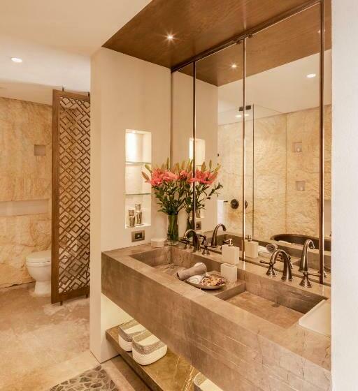 سوییت لوکس, Casa Santo Origen