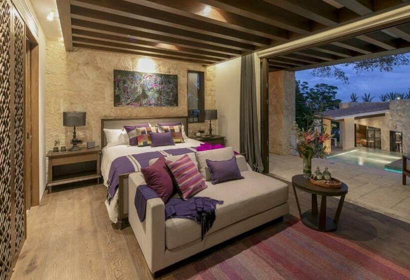 سوییت لوکس, Casa Santo Origen