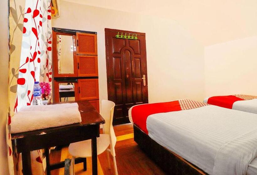 디럭스 룸, Steze Guest House Syariah Redpartner