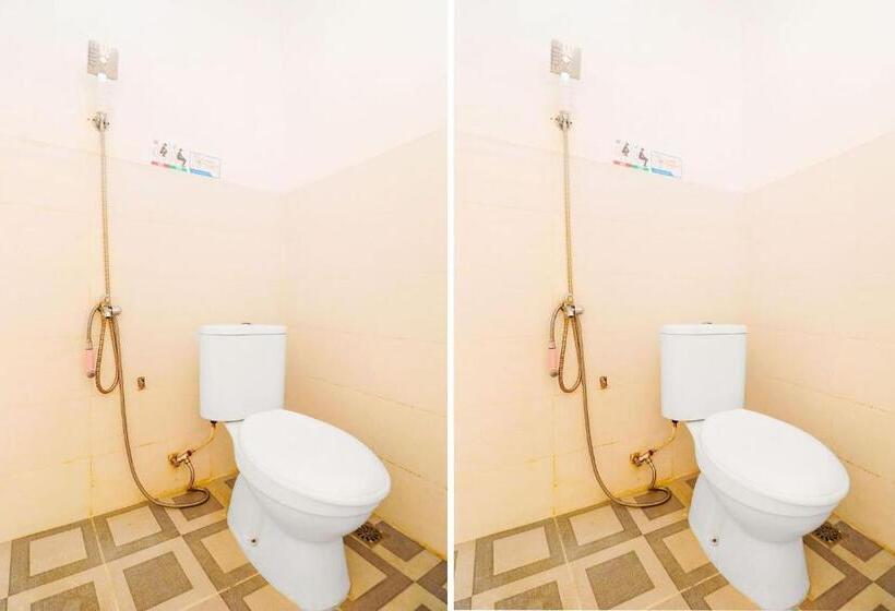 디럭스 룸, Steze Guest House Syariah Redpartner