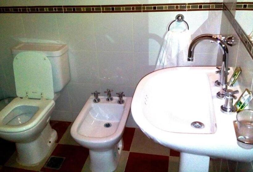 غرفة كلاسيكية ثلاثية, Rio Grande