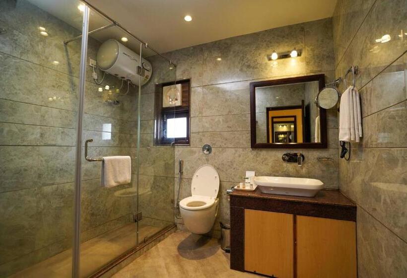 חדר סטנדרט עם מיטת קינג, The Twin Towers