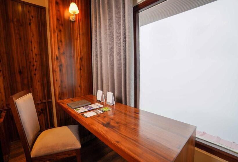 חדר סטנדרט עם מיטת קינג, The Twin Towers