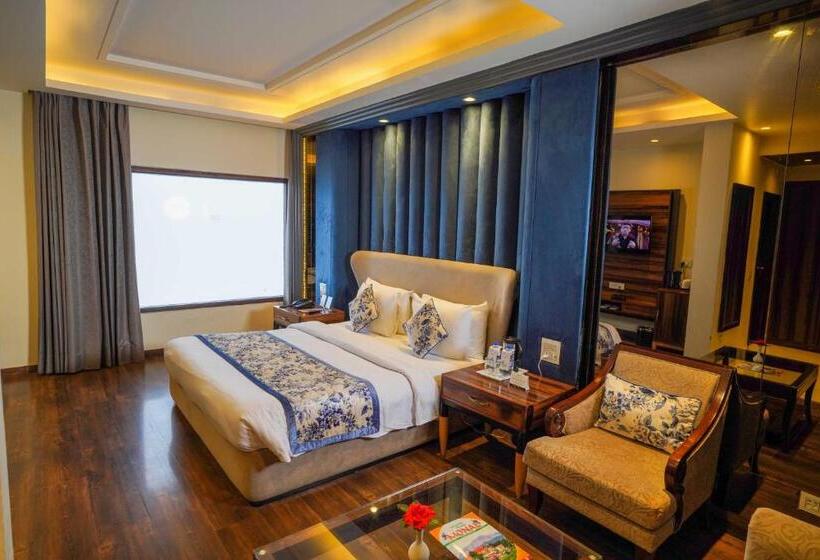 חדר סטנדרט עם מיטת קינג, The Twin Towers