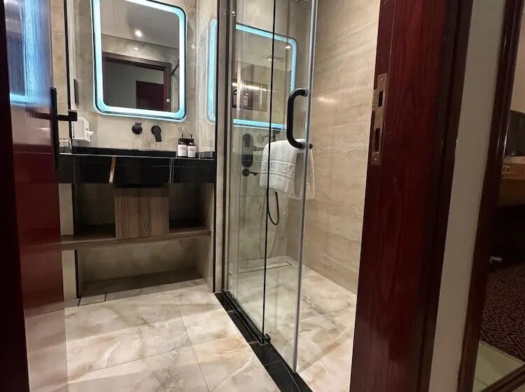 اتاق استاندارد, Dubai Grand Hotel By Fortune, Dubai Airport