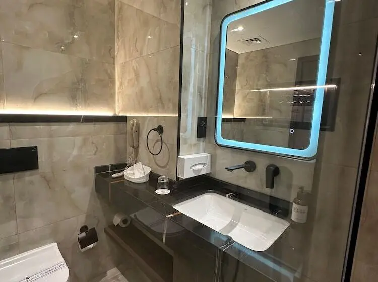 اتاق استاندارد, Dubai Grand Hotel By Fortune, Dubai Airport