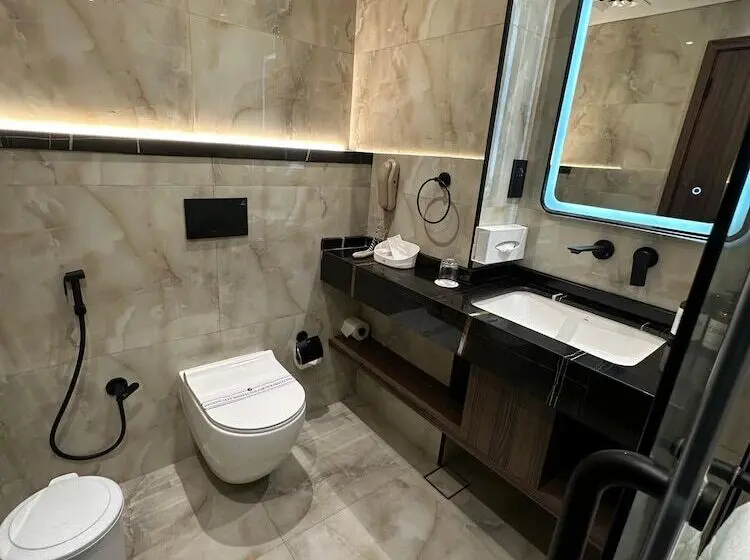 اتاق استاندارد, Dubai Grand Hotel By Fortune, Dubai Airport