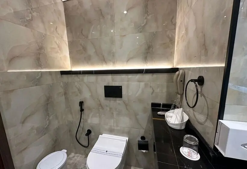 اتاق استاندارد, Dubai Grand Hotel By Fortune, Dubai Airport