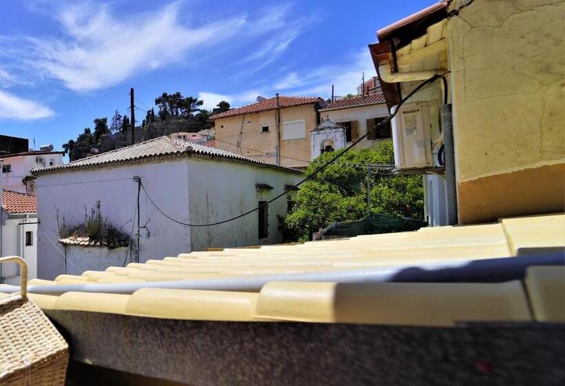 스탠다드 룸, Acropol