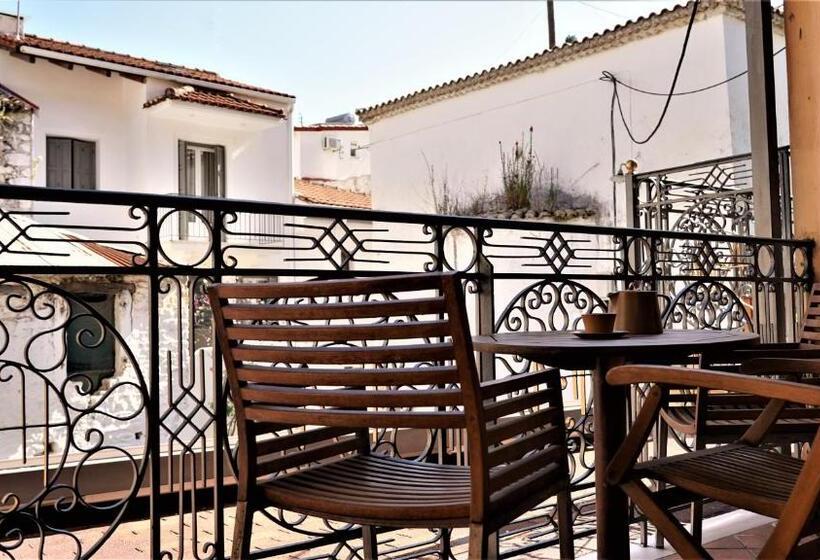 스탠다드 트리플 룸, Acropol