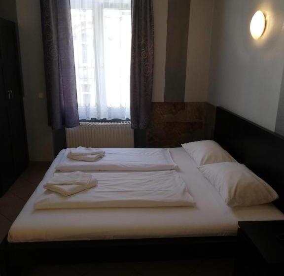 스탠다드 룸, Angel